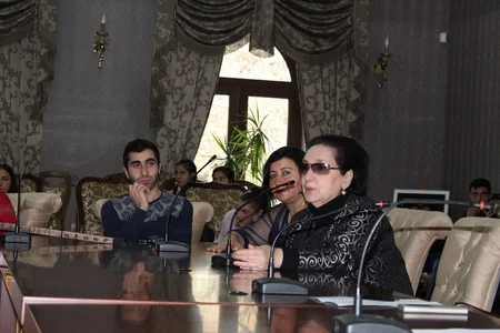 Gürcüstan Azərbaycanlılarının İnteqrasiya Mərkəzi İlya Çavçavadzeyə həsr olunan tədbir keçirib