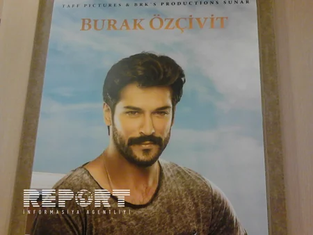 Türkiyənin məşhur aktyorları Bakıya gəlib - FOTO