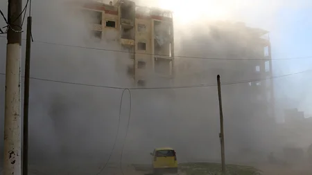 Bəşşar Əsədə məxsus hərbi qüvvələr İdlibə zərbə endirib, ölənlər və yaralananlar var