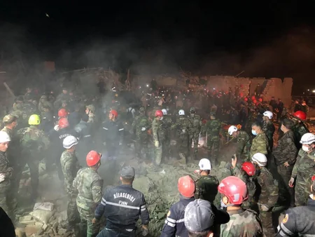 FHN: Gəncədə axtarış-xilasetmə əməliyyatı davam edir