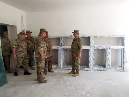 Руководство Минобороны посетило строящиеся воинские части на освобожденных территориях