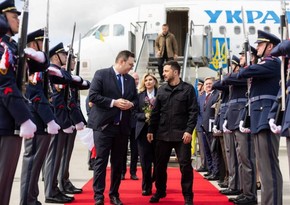 Zelenskyy arrives in Czechia for talks