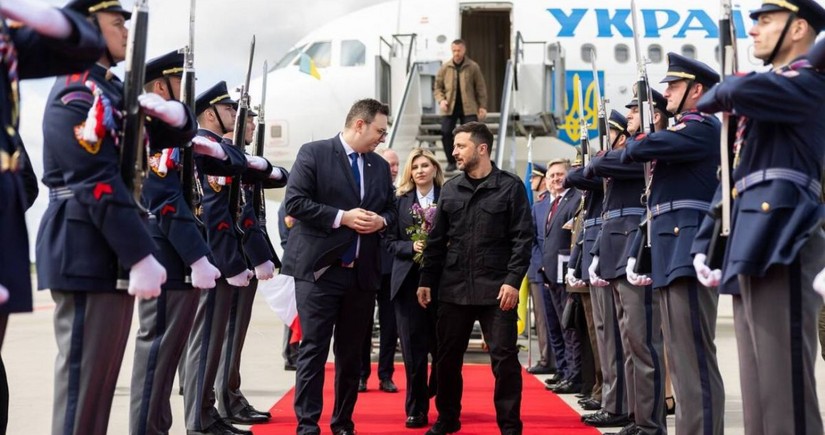 Ukrayna Prezidenti Çexiyada səfərdədir