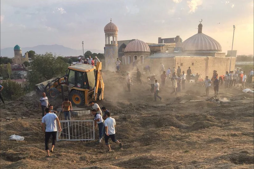 KİV: Səmərqənddə Özbəkistan prezidentinin dəfninə hazırlıq işləri görülür