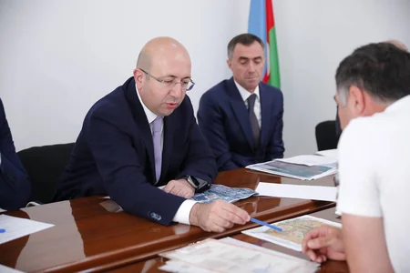 Anar Quliyev Ağsuda vətəndaşları qəbul edib