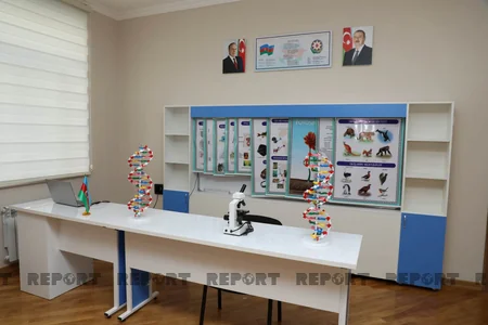 Bakıda sökülərək yenidən tikilən məktəbin açılışı olub