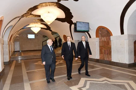 ​Prezident metronun “Elmlər Akademiyası” stansiyasının ikinci çıxışının açılışında iştirak edib
