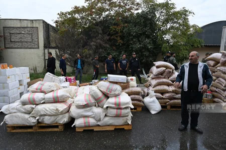 Bakıda ticarət obyektindəki yanğın söndürülüb - YENİLƏNİB-3