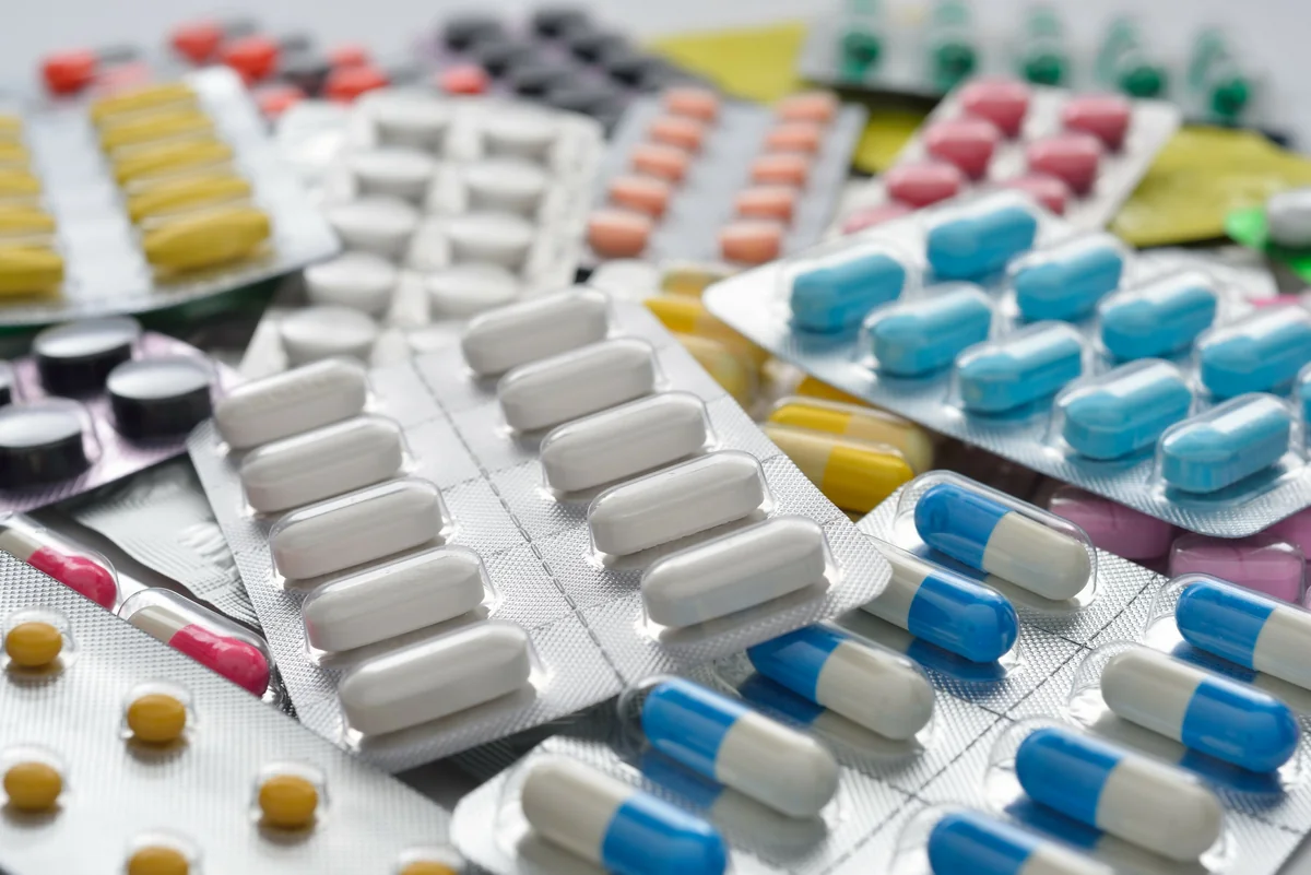 Specialist says what drugs are dangerous to take without prescription