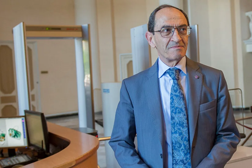 Ermənistanın XİN rəhbərinin müavini istefa ərizəsini yazdı