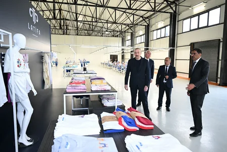 Prezident İlham Əliyev “LATIFA” Laçın tikiş fabrikinin açılışında iştirak edib - YENİLƏNİB