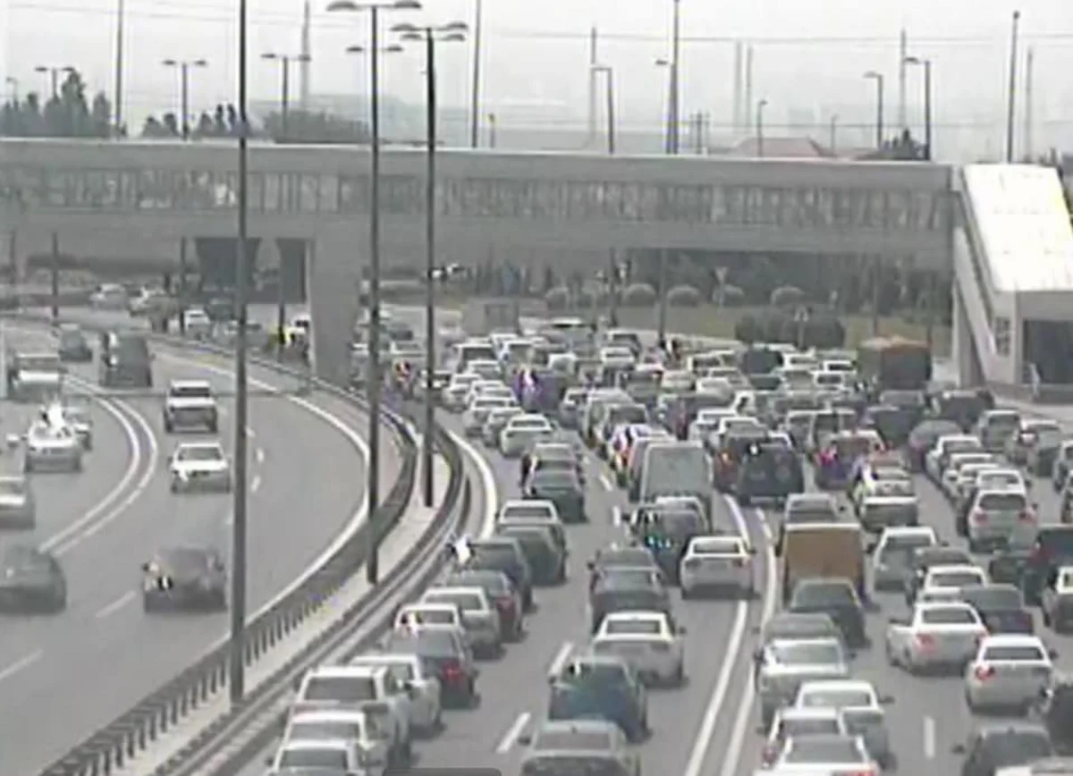 Bakının aeroport şossesində sıxlıq yaranıb