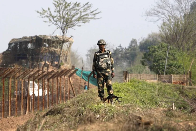 India shells Kashmir: 6 people killed, 26 injured