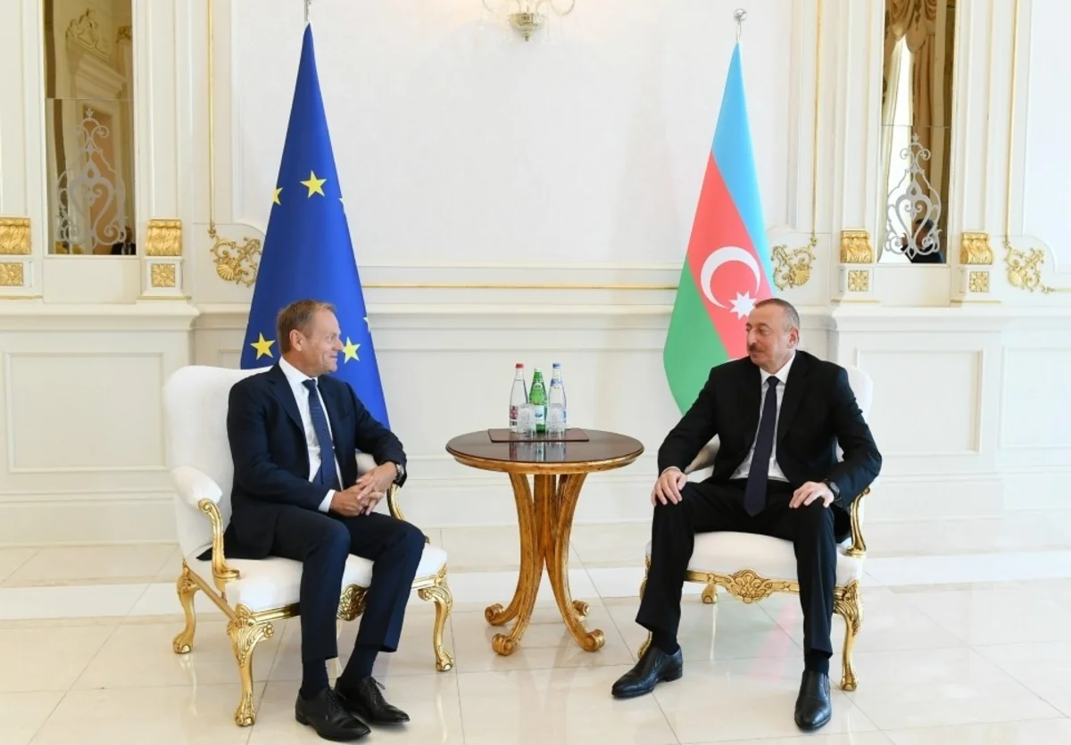 President Ilham Aliyev and President of European Council Donald Tusk held one-on-one meeting