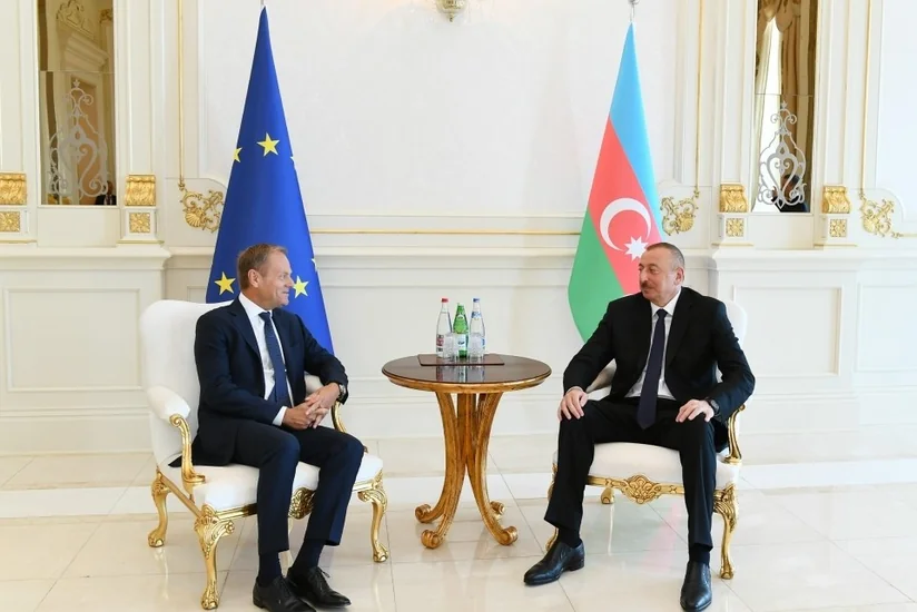 President Ilham Aliyev and President of European Council Donald Tusk held one-on-one meeting