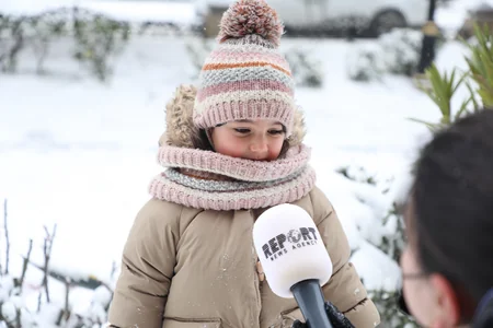 Qar ən çox uşaqları sevindirir... - VİDEO