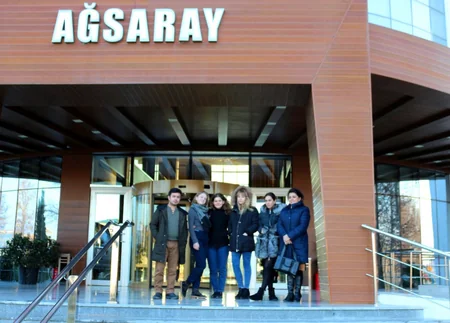 Əcnəbi şagirdlərin Azərbaycanın bölgələrinə ekskursiyaları təşkil olunub