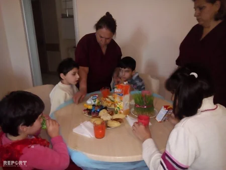 Mingəçevirin səhiyyə işçiləri Novruz bayramı münasibətilə Uşaq Nevroloji Sanatoriyasını ziyarət edib