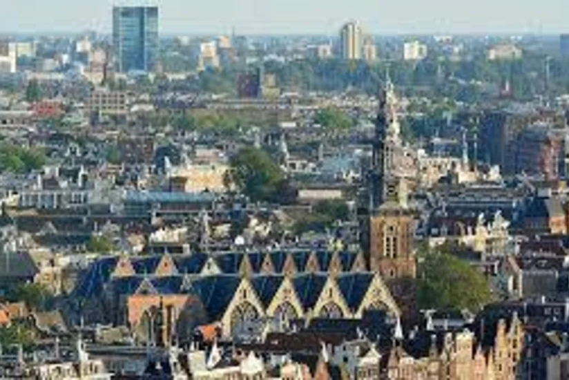 Нидерланды закрыли границы для въезжающих из Сербии и Черногории