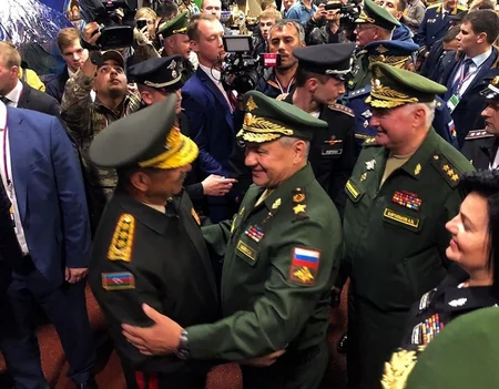 Министр обороны Азербайджана принял участие в церемонии закрытия Армейских международных игр-2019 - ФОТО