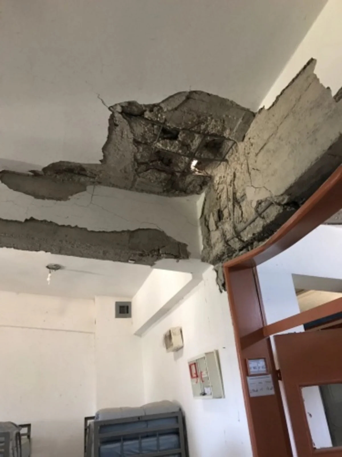 Terrorçu PYD Türkiyənin sərhədyanı bölgəsindəki polis bölməsinə raket atıb