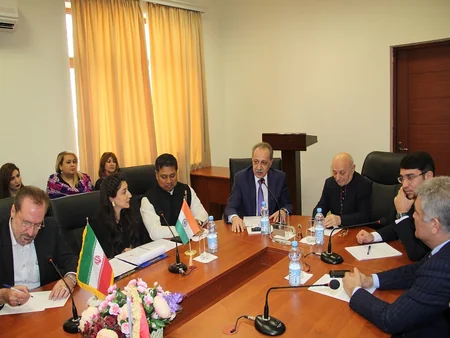 International festival in Baku hosts foreign diplomats