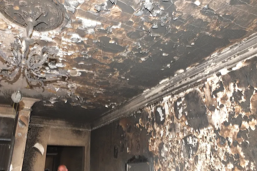 Tbilisidə hoteldəki yanğın zamanı azərbaycanlı gənclərə dəyən ziyan dəqiqləşdirilir - FOTO