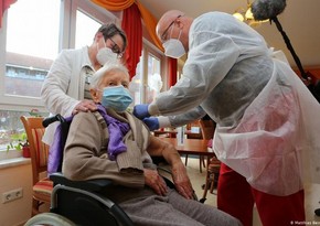 В Германии подсчитали, что вакцинация помогла избежать 38 тыс. смертей от коронавируса