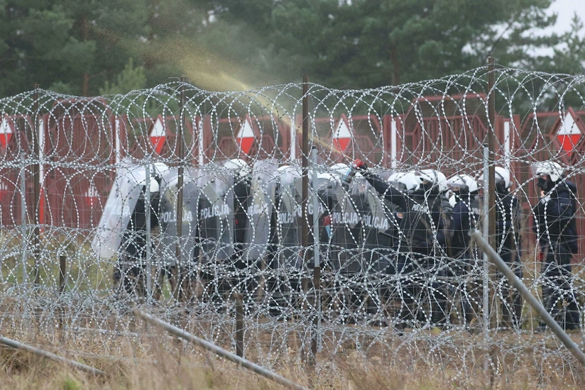 Human Rights Watch urges Poland to end violence against migrants