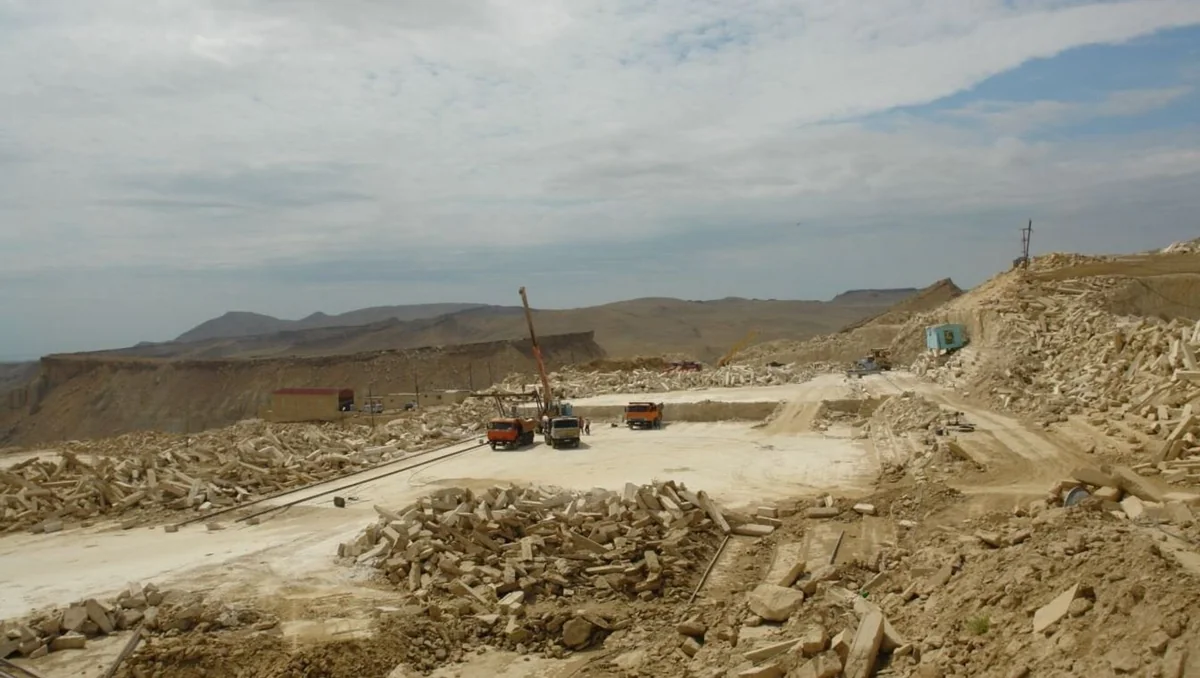Bakıda daş karxanasında 41 yaşlı kişi xəsarət alıb