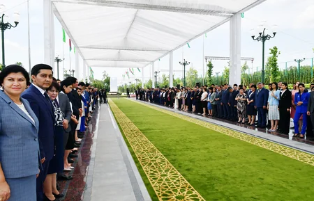 Ilham Aliyev, Shavkat Mirziyoyev attend opening of Heydar Aliyev Square in Tashkent