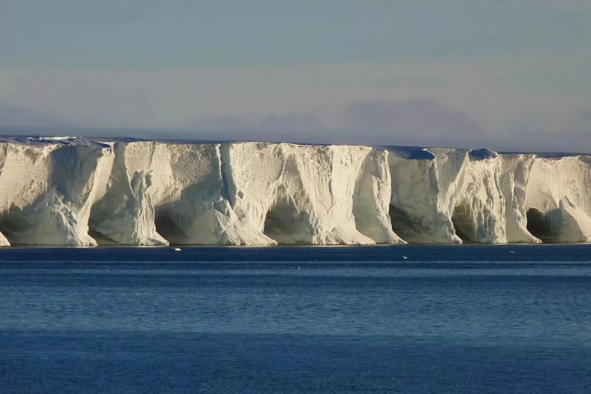 One of world’s largest icebergs drifting beyond Antarctic waters