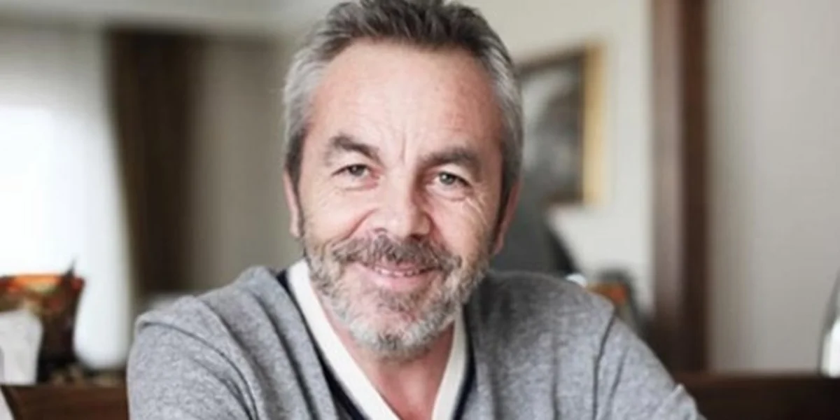 Türkiyənin məşhur reklamçısı və oğlu qarşıdurmalar zamanı öldürülüb