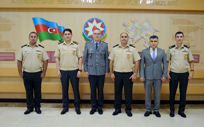 Azərbaycan və Almaniya müdafiə nazirlikləri arasında ikitərəfli danışıqlar aparılıb