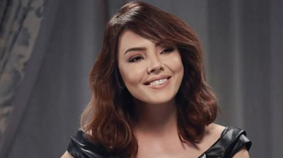Ebru Gündeş ABŞ-da həbsdə olan həyat yoldaşı ilə görüşüb