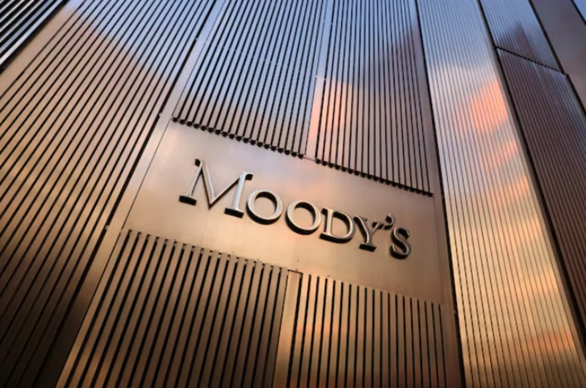 “Moody's”: Azərbaycan karbohidrogen sektorundan asılılığını azaldır