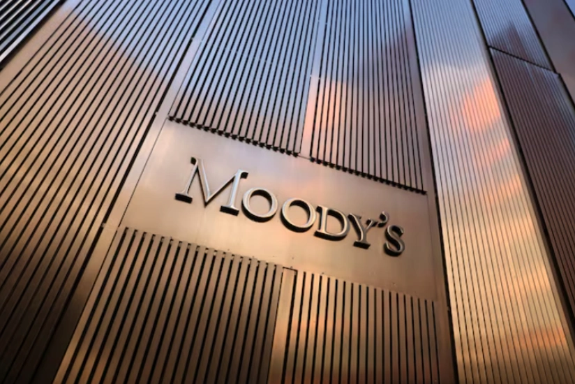 Moody’s: Азербайджан снижает зависимость от углеводородного сектора