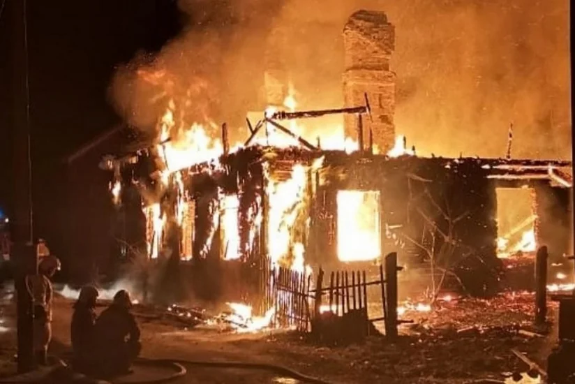 Şəmkirdə ev yanıb, xəsarət alan var 