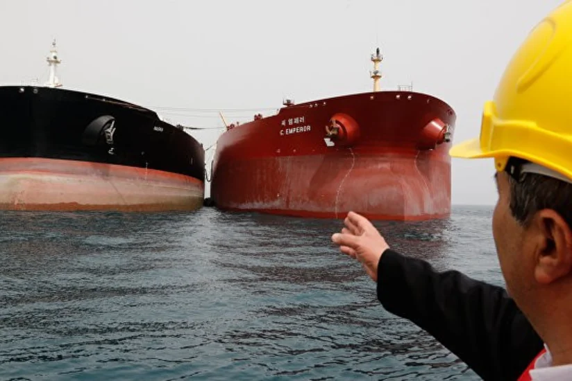 ABŞ İranı tankerləri peyklərdən gizlətmək cəhdində ittiham edib