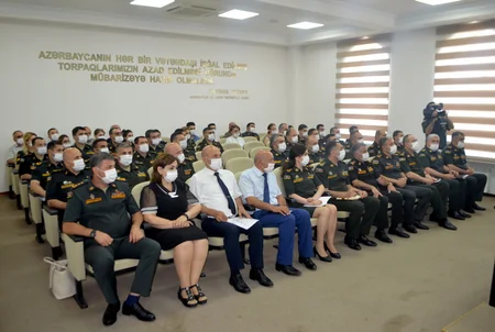 Silahlı Qüvvələr Günü münasibətilə Azərbaycan Ordusunda silsilə tədbirlər keçirilib