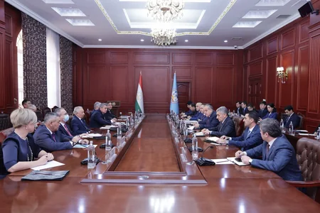 Tacikistanın xarici işlər naziri MDB ölkələrinin diplomatları ilə görüşüb