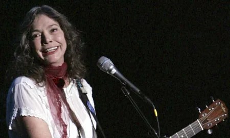 Умерла американская певица Нэнси Гриффит