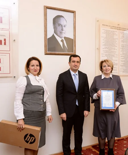 Bakıda “Ən yaxşı məktəb saytı” müsabiqəsinin qalibləri mükafatlandırılıb