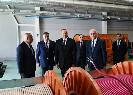İlham Əliyev Bakıda yüksəkgərginlikli avadanlıqlar zavodunun açılışında iştirak edib - YENİLƏNİB