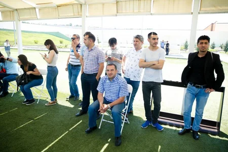 “Bakcell” Silahlı Qüvvələr gününə həsr edilmiş yarış keçirib