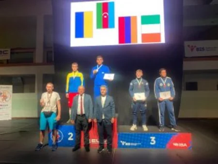 Azərbaycan boksçuları Avropa birinciliyini 4 medalla başa vurublar