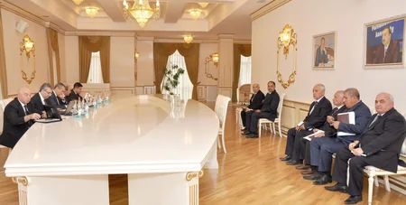 Təhsil naziri Ucarda vətəndaşları qəbul edib