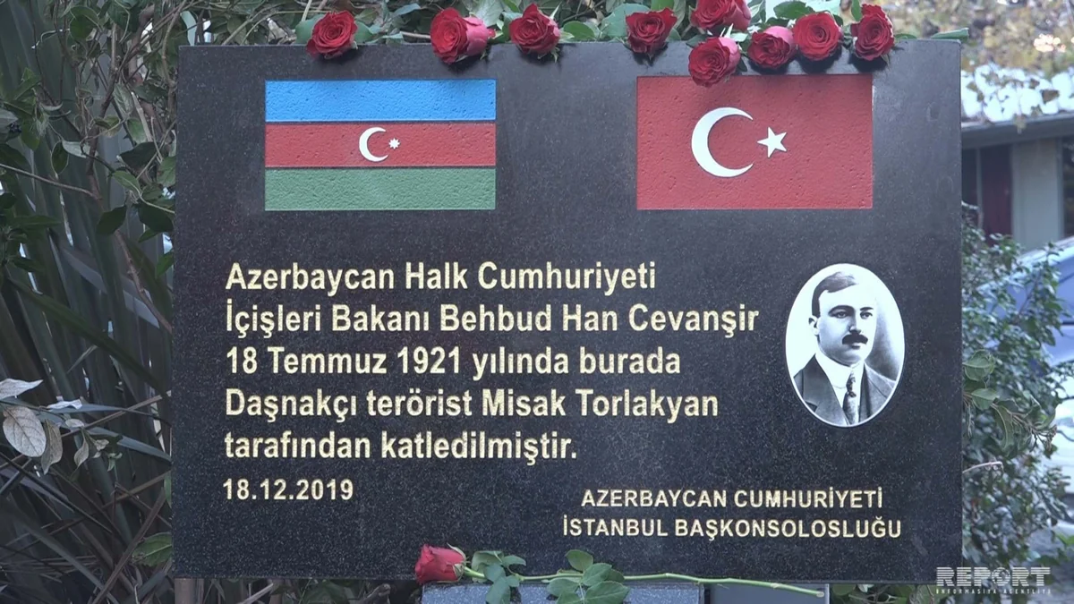 İstanbulda Behbud xan Cavanşirin xatirə lövhəsinin açılışı olub