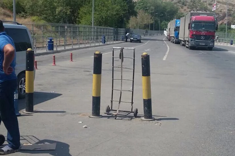 DGK: Sınıq Körpü gömrük postunda sıxlıq aradan qaldırılıb