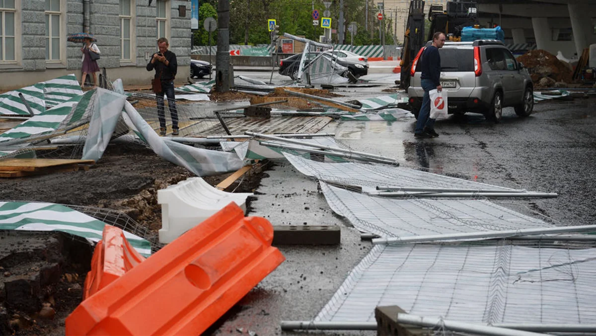 В Москве число пострадавших из-за урагана возросло до 35 человек